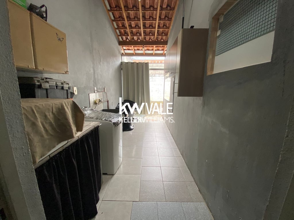 LINDA CASA NO VISTA VERDE 3 QUARTOS, COM UMA GARAGEM AMPLA.   - imagem 18