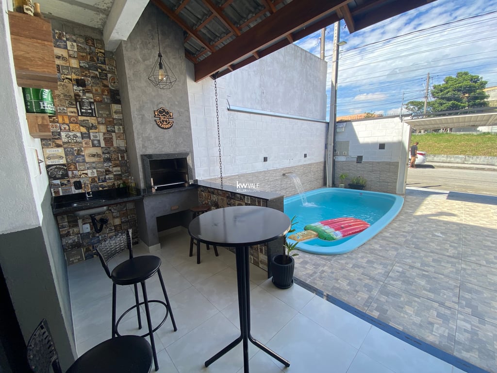 Sobrado no Res. Santa Paula disponível com piscina e área de lazer. - imagem 7