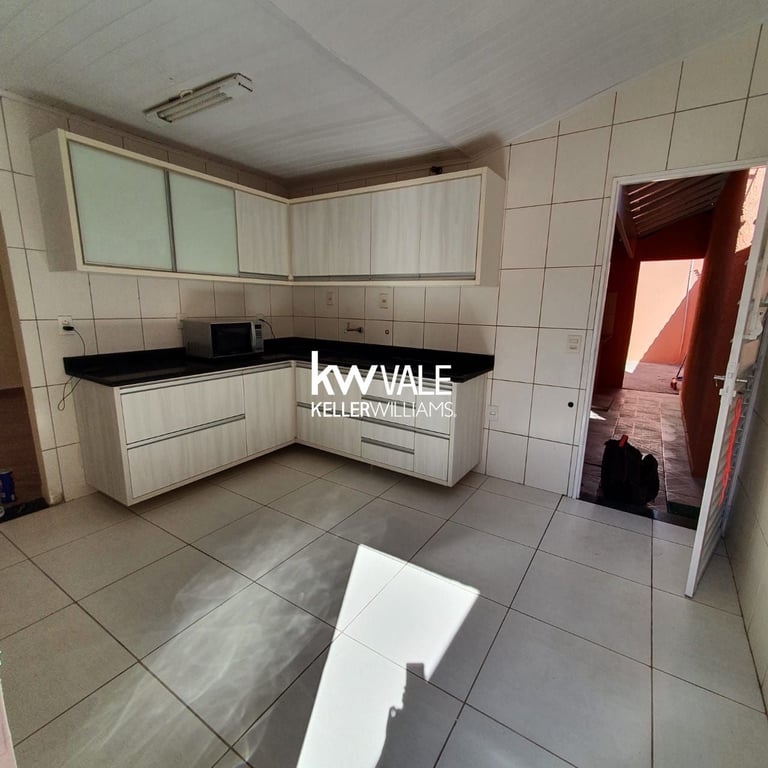 Casa com 3 dormitórios disponível para locação no Jd. Satelite - imagem 5