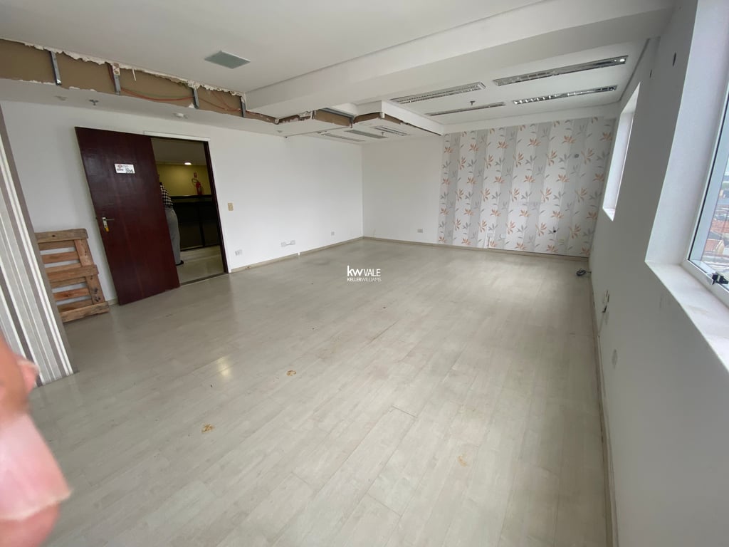 Sala disponível no prédio comercial do Jacareí Shopping - imagem 4