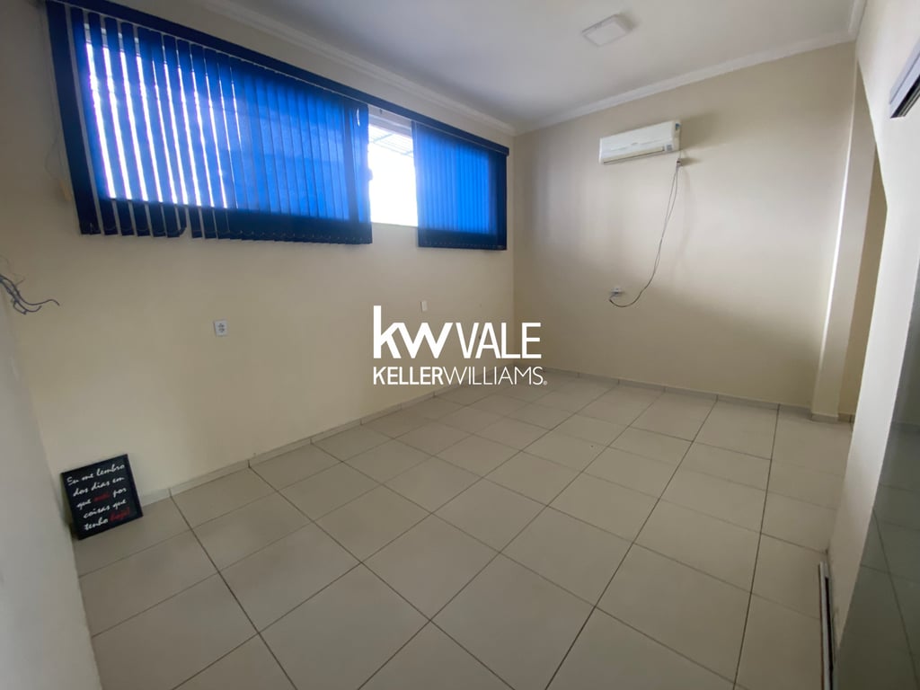 Galpão comercial disponível para locação no Bairro Villa Branca - imagem 8