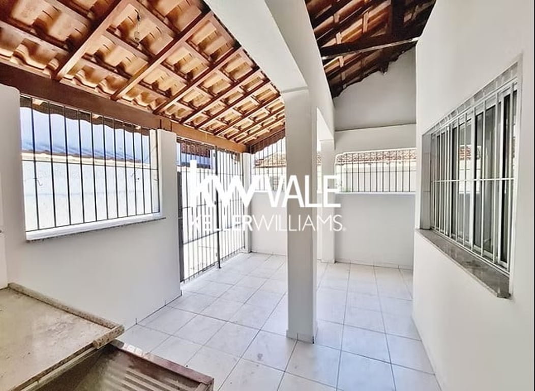 Casa / Comércio no Centro de Jacareí – Atrás do Parque dos Eucaliptos - imagem 4