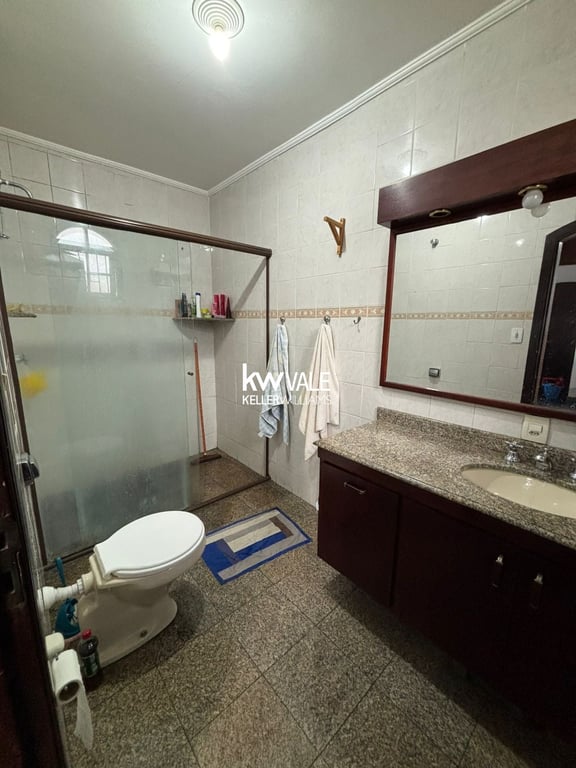 Casa a venda em localização privilegiada no Bosque dos Eucaliptos. - imagem 15