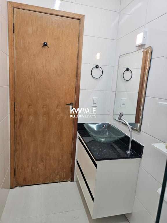 OPORTUNIDADE! Propriedade com 2 residências e 1 espaço comercial a venda.  - imagem 8