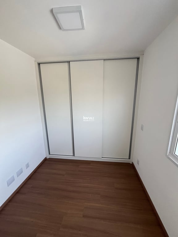 LINDO APARTAMENTO NO URBANOVA - PARATHEY - imagem 9