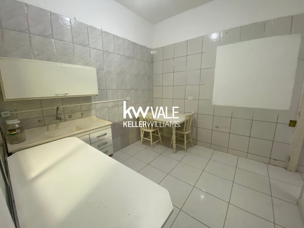 Casa Mobiliada com 2 dormitórios disponível no Bosque dos Eucaliptos. - imagem 2