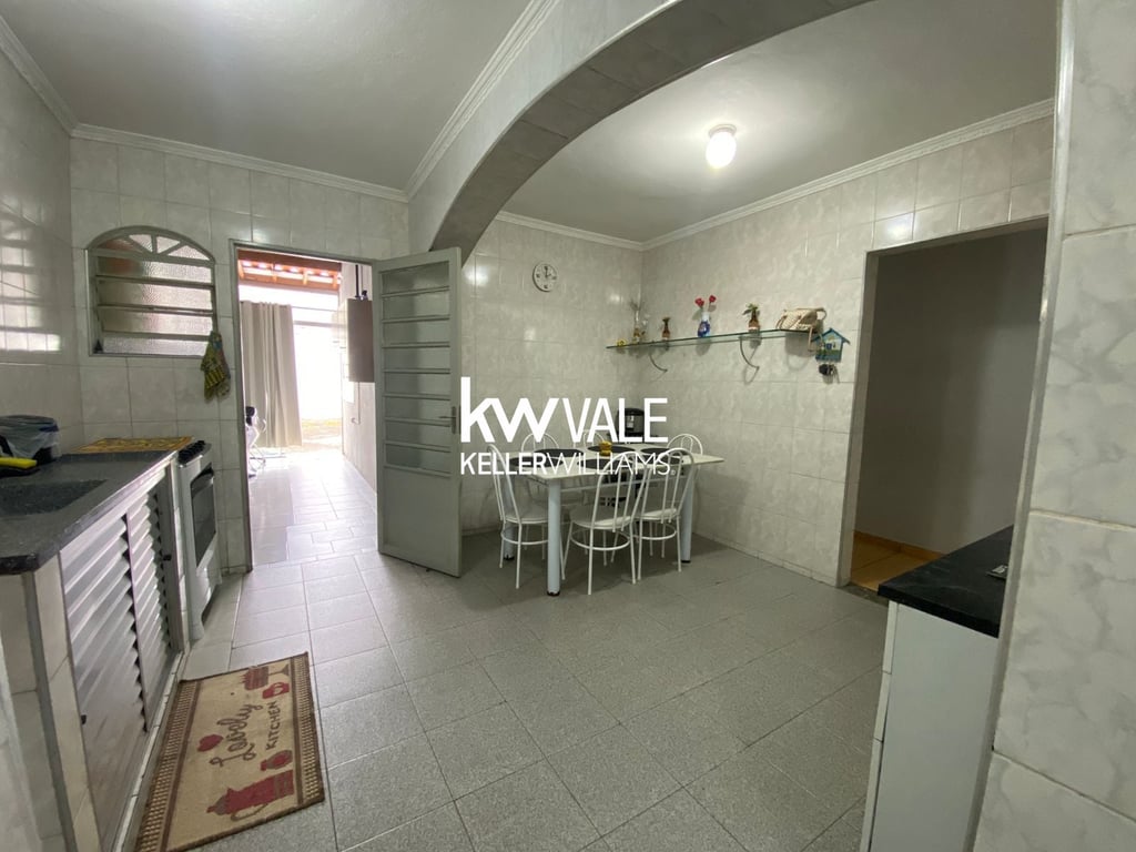 LINDA CASA NO VISTA VERDE 3 QUARTOS, COM UMA GARAGEM AMPLA.   - imagem 8