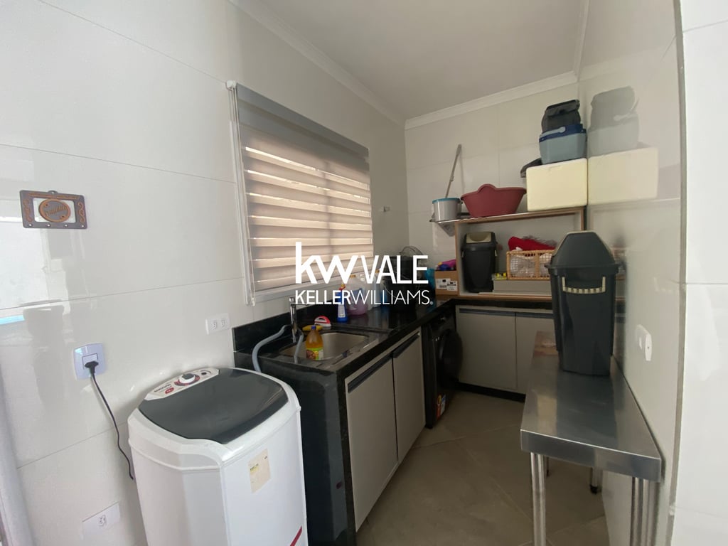 Linda casa com piscina no Residencial Santa Paula - imagem 18
