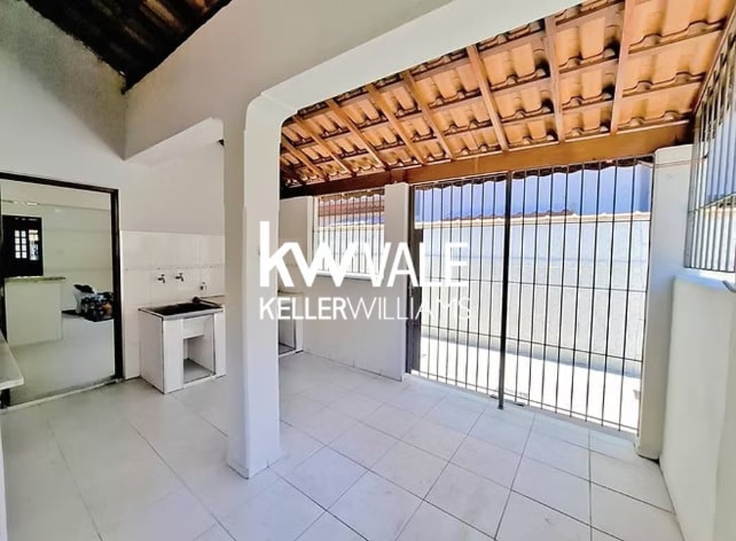 Casa / Comércio no Centro de Jacareí – Atrás do Parque dos Eucaliptos - imagem 2