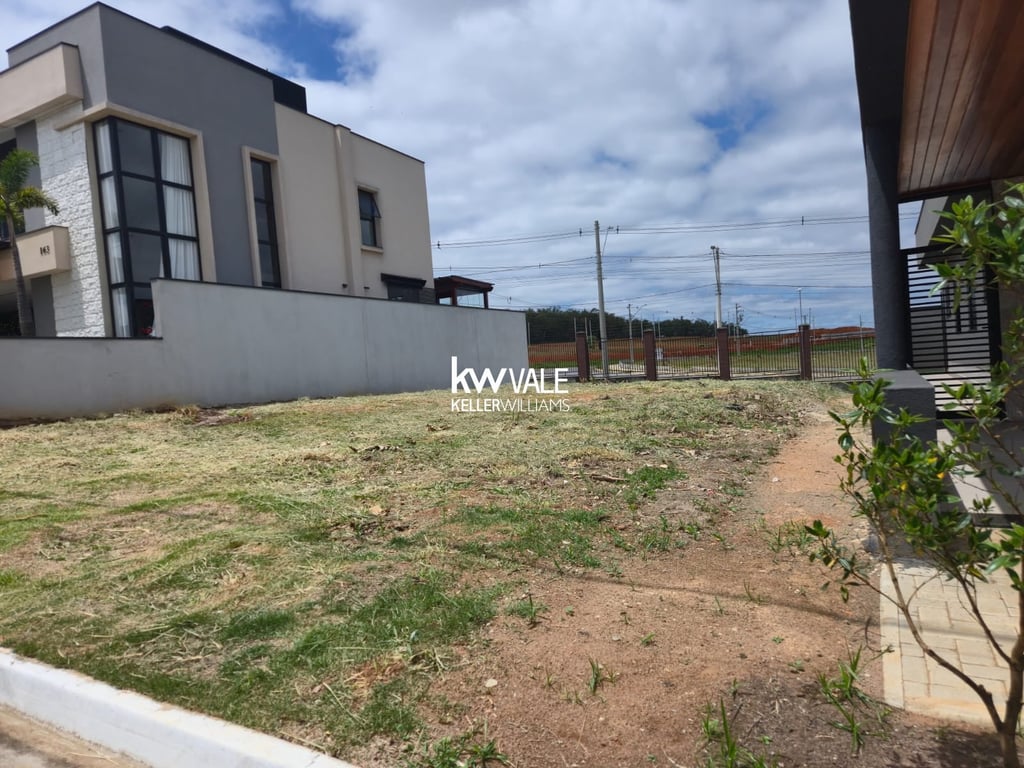TERRANO PLANO EM CONDOMINIO FECHADO  - imagem 5