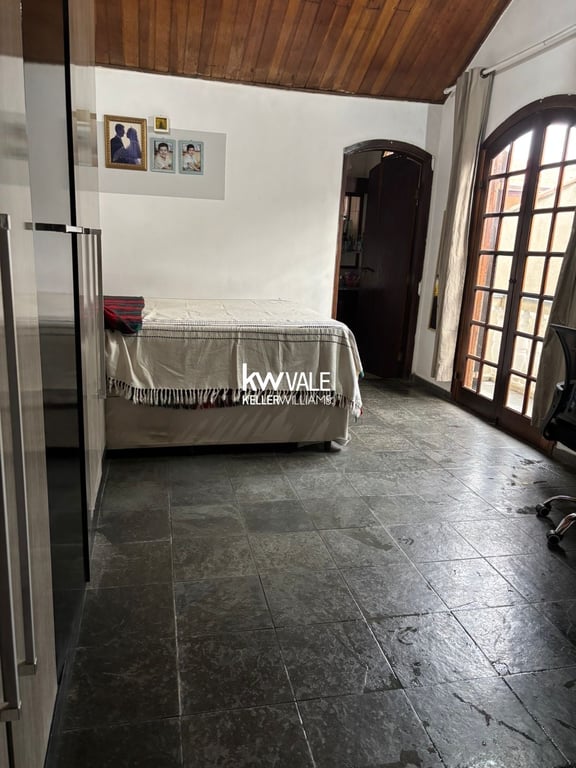 Casa a venda em localização privilegiada no Bosque dos Eucaliptos. - imagem 11