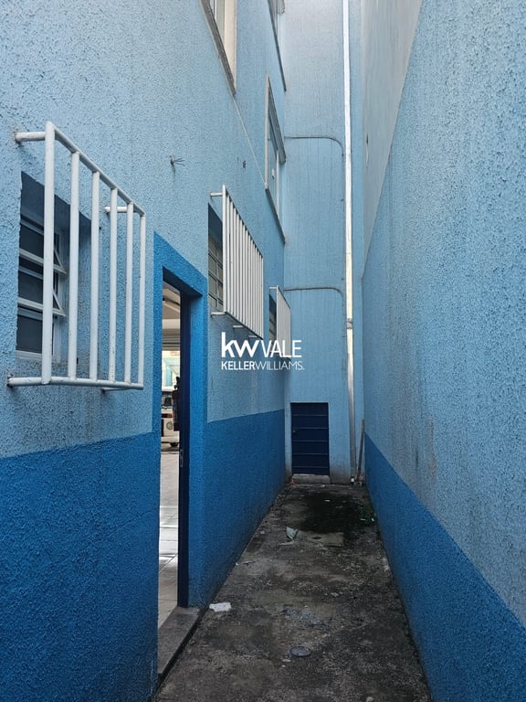 OPORTUNIDADE! Propriedade com 2 residências e 1 espaço comercial a venda.  - imagem 19
