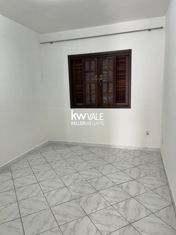 ÓTIMA CASA NO BAIRRO PARQUE BRASIL EM JACAREÍ  - imagem 29
