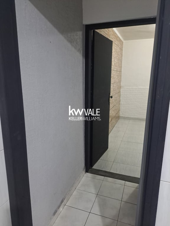 Linda casa disponível no Jardim Primavera em Jacareí. - imagem 12