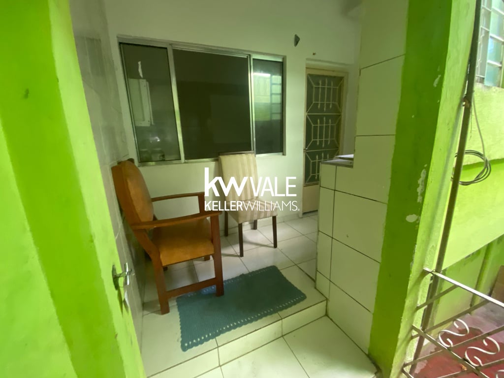 Casa Mobiliada com 2 dormitórios disponível no Bosque dos Eucaliptos. - imagem 7