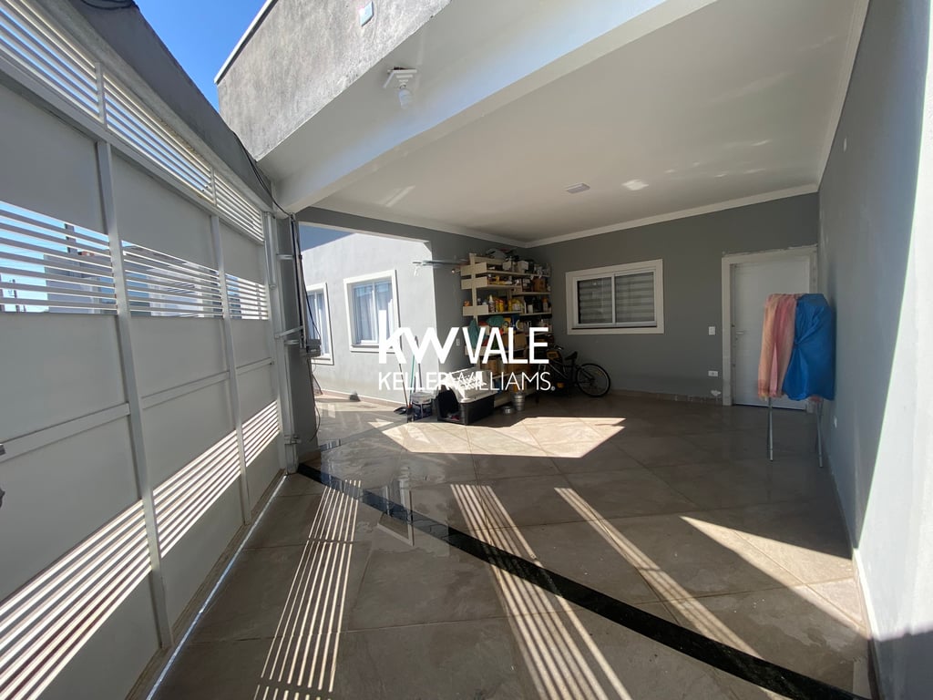 Linda casa com piscina no Residencial Santa Paula - imagem 30