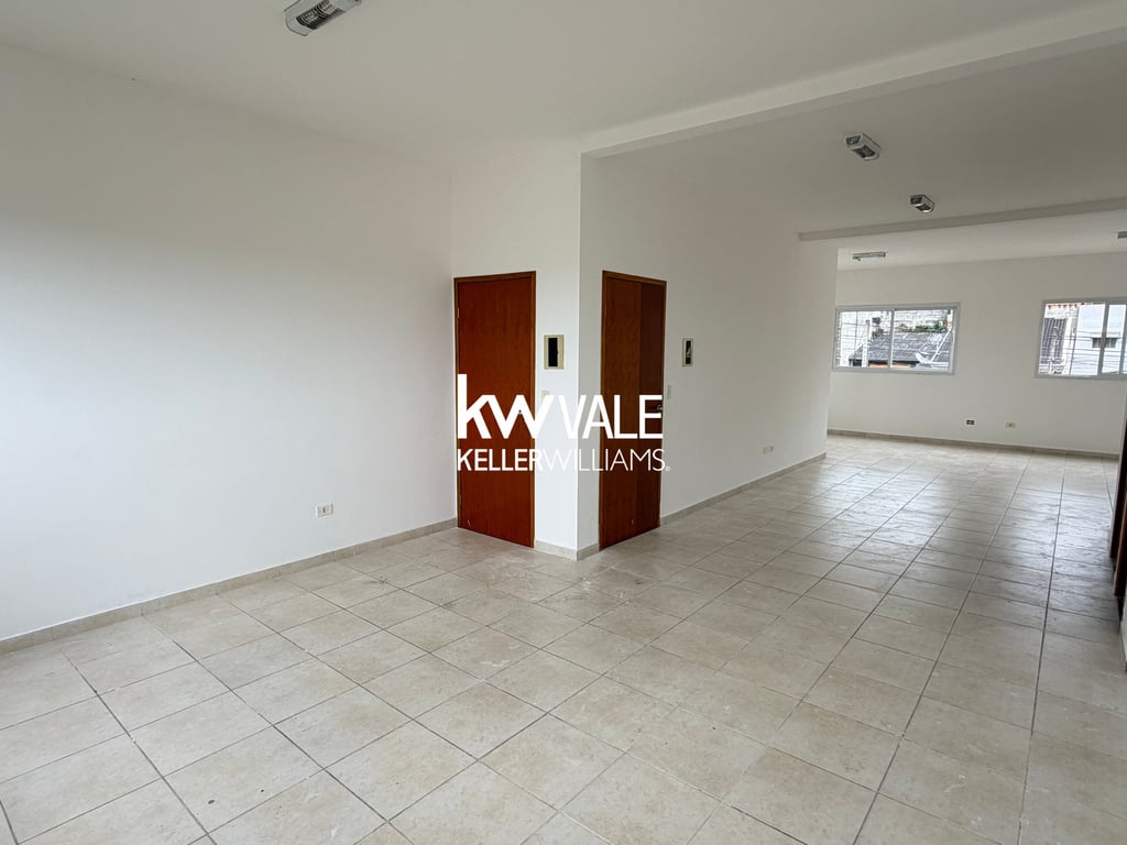 ÓTIMO PONTO COMERCIAL NO BAIRRO VILA DAS FLORES  - imagem 8
