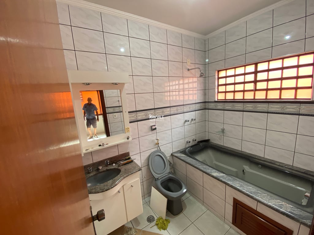 Casa disponível para venda no Bosque dos Eucaliptos - imagem 14