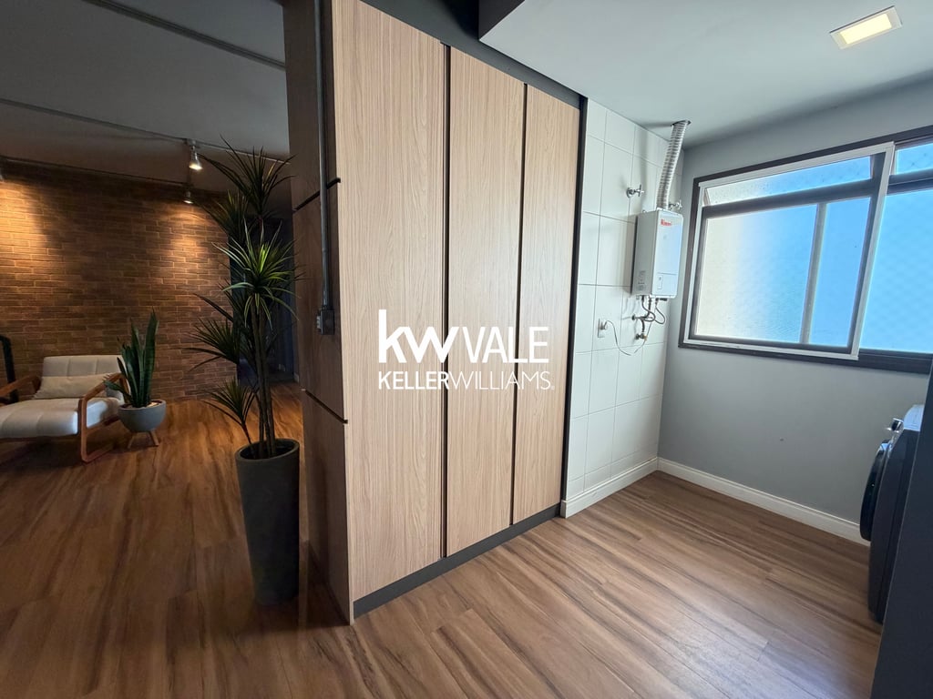 EXCLUSIVO APARTAMENTO DUPLEX NO URBANOVA - PORTEIRA FECHADA - imagem 3