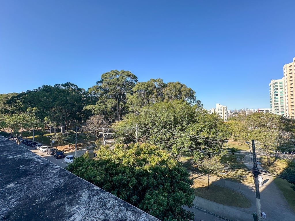 Andar inteiro em prédio comercial, 330m2 com área externa - imagem 12