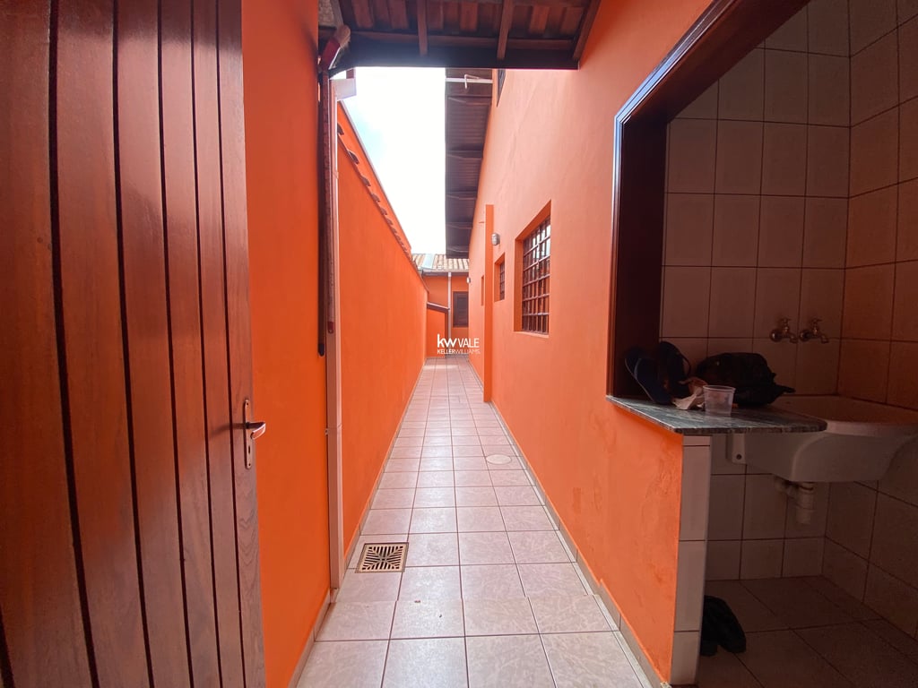Casa disponível para venda no Bosque dos Eucaliptos - imagem 4