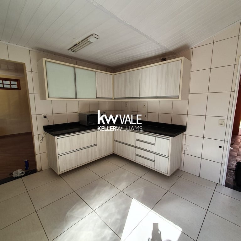 Casa com 3 dormitórios disponível para locação no Jd. Satelite - imagem 6