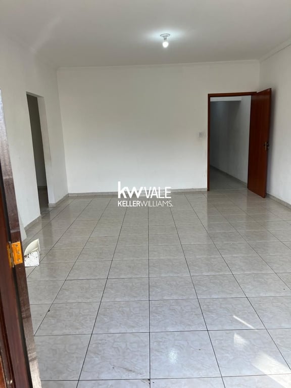Sobrado no Bosque dos Ipês com 3 quartos sendo uma suíte com closet - imagem 5