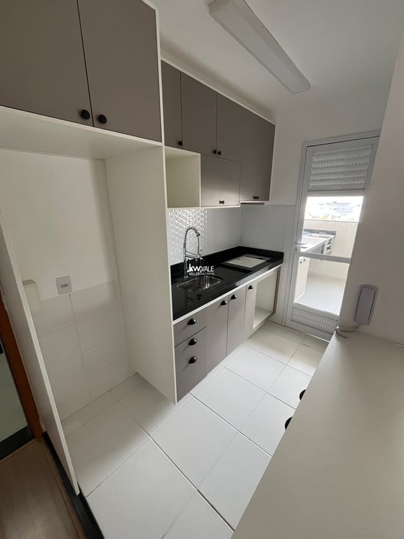 LINDO APARTAMENTO NO URBANOVA - PARATHEY - imagem 1