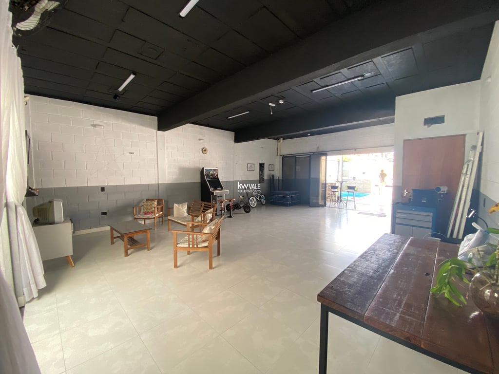 Sobrado no Res. Santa Paula disponível com piscina e área de lazer. - imagem 11