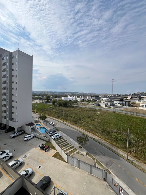 LINDO APARTAMENTO NO URBANOVA - PARATHEY - imagem 4