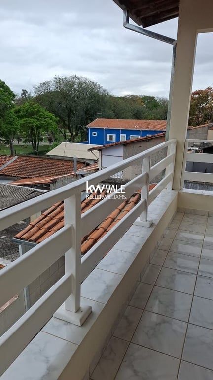 Sobrado com 3 dormitórios no Jd Ismênia - imagem 12