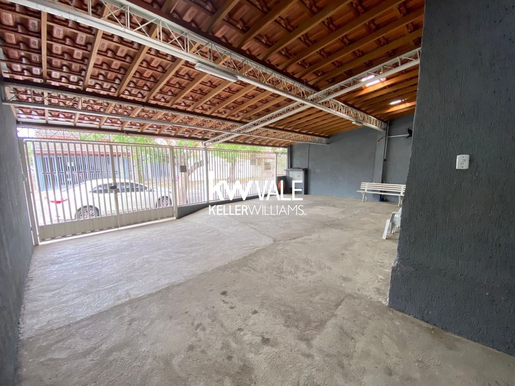 LINDA CASA NO VISTA VERDE 3 QUARTOS, COM UMA GARAGEM AMPLA.   - imagem 1