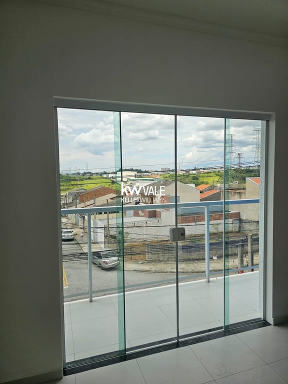 OPORTUNIDADE! Propriedade com 2 residências e 1 espaço comercial a venda.  - imagem 3