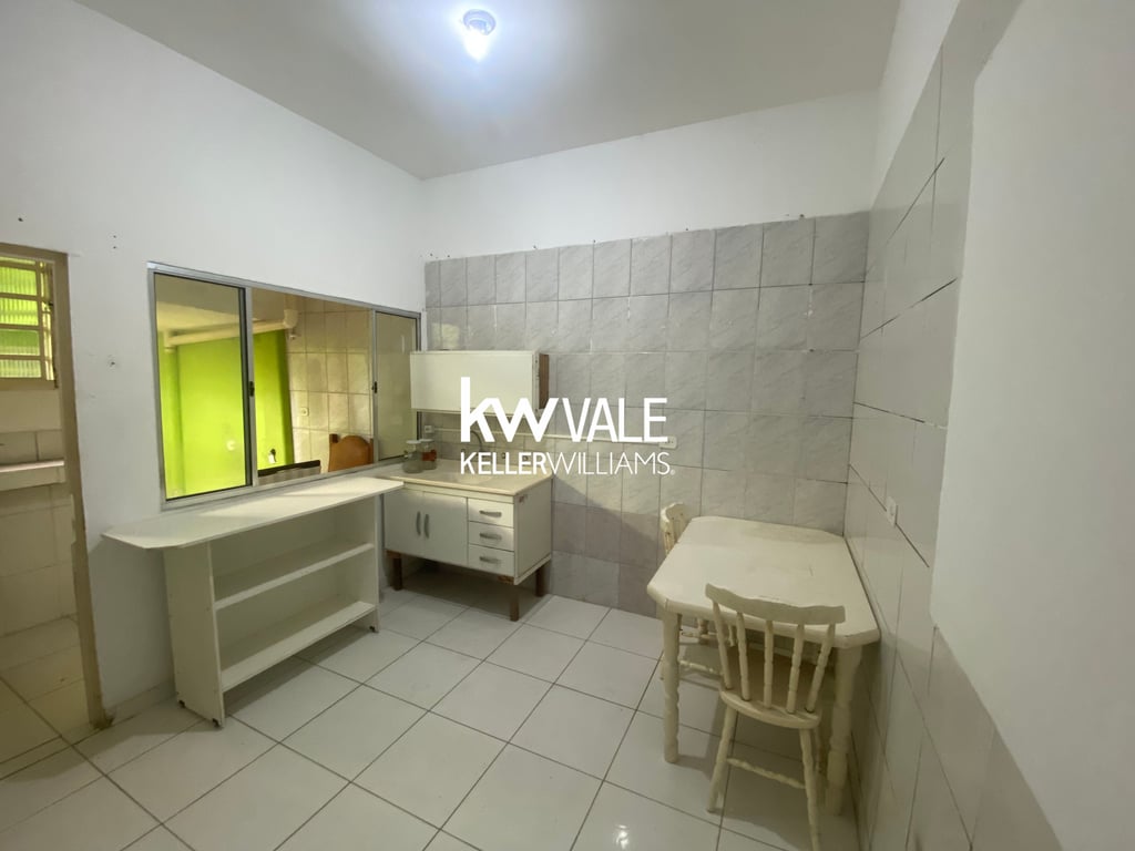 Casa Mobiliada com 2 dormitórios disponível no Bosque dos Eucaliptos. - imagem 1