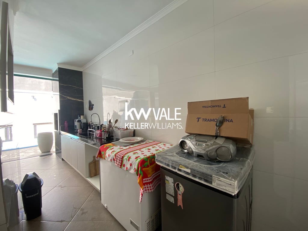 Linda casa com piscina no Residencial Santa Paula - imagem 15