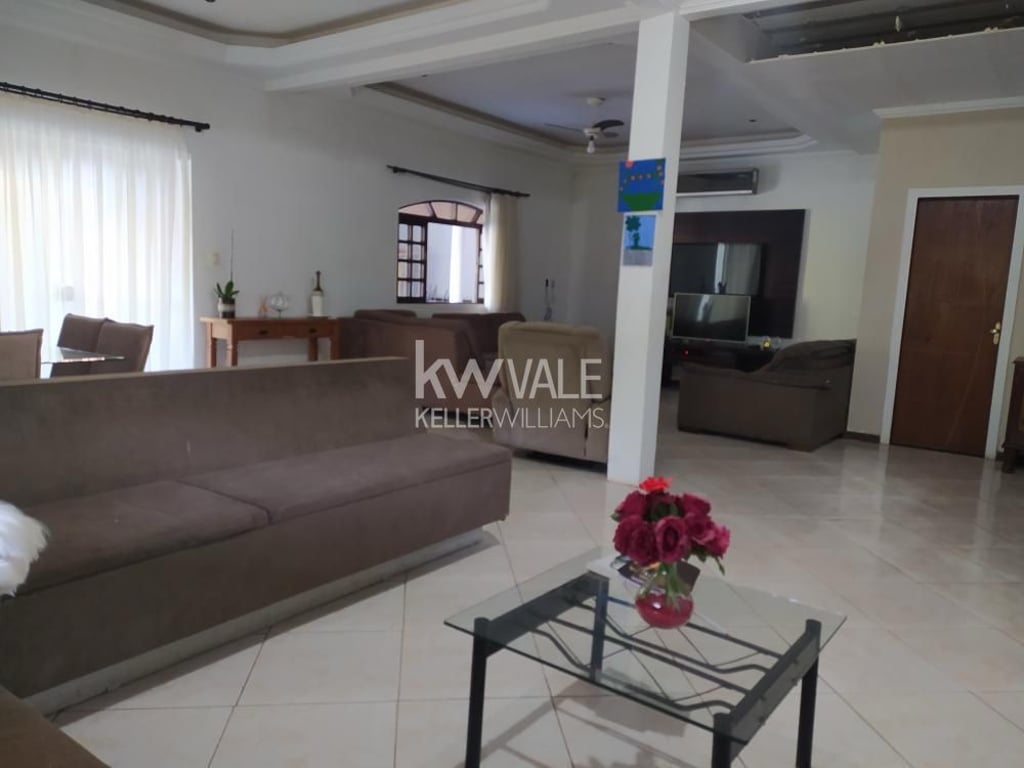 Excelente casa à venda de 250m² com área verde no bairro Capuava em São Jose dos Campos - imagem 6