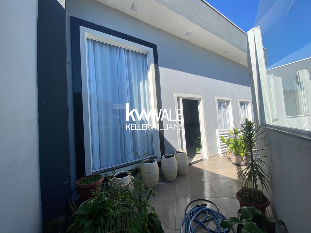Linda casa com piscina no Residencial Santa Paula - imagem 29