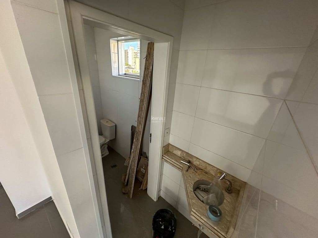 Andar inteiro em prédio comercial, 330m2 com área externa - imagem 6