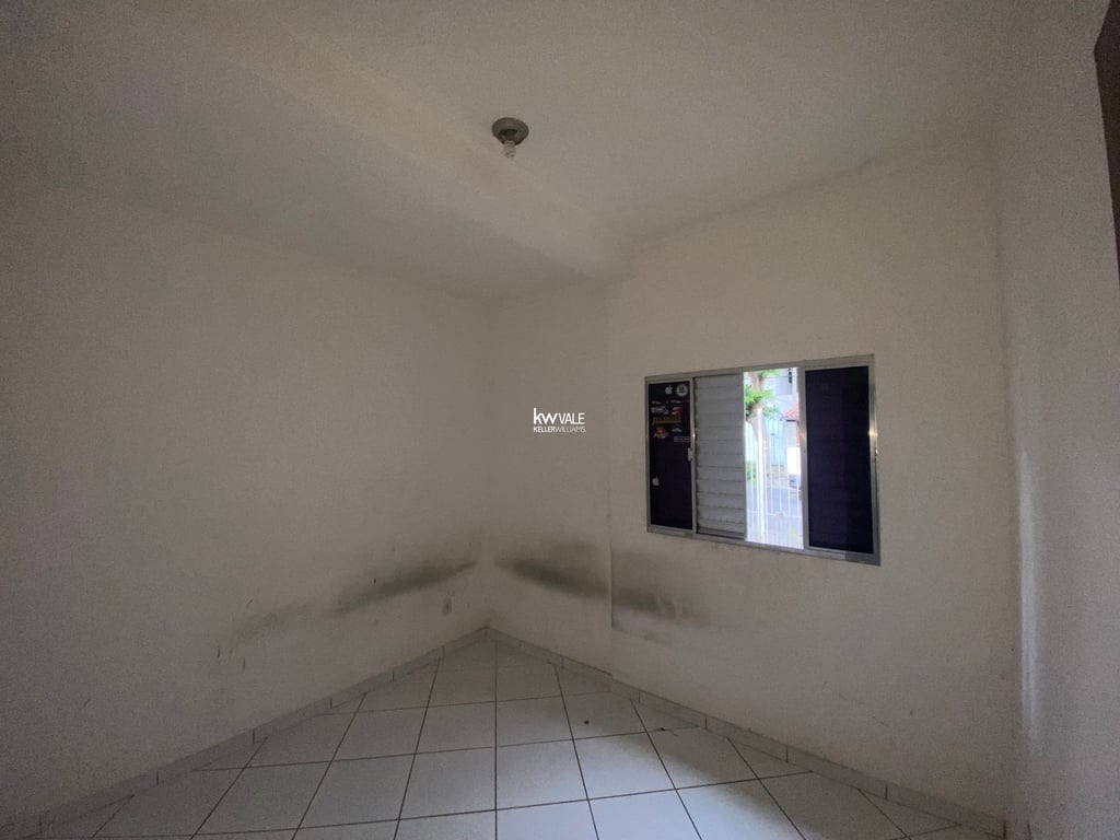 Casa com 2 dormitórios em boas condições no Bosque dos Eucaliptos! - imagem 7