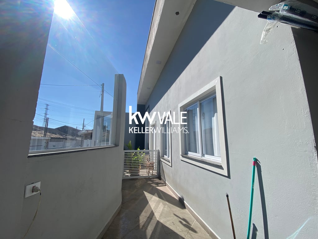 Linda casa com piscina no Residencial Santa Paula - imagem 26