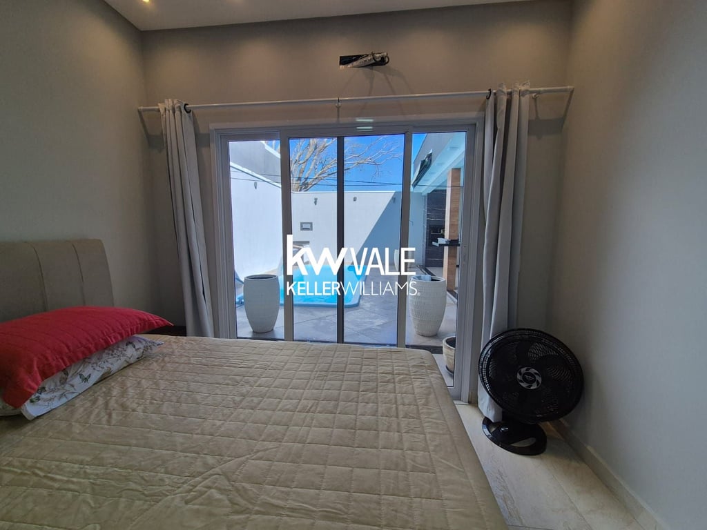 Linda casa com piscina no Residencial Santa Paula - imagem 20