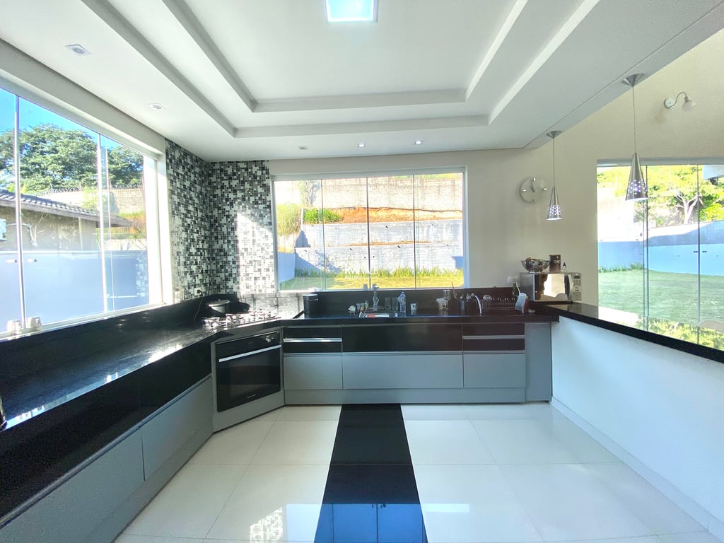 LINDA MANSÃO EM CONDOMINIO FECHADO E JACAREÍ - imagem 8