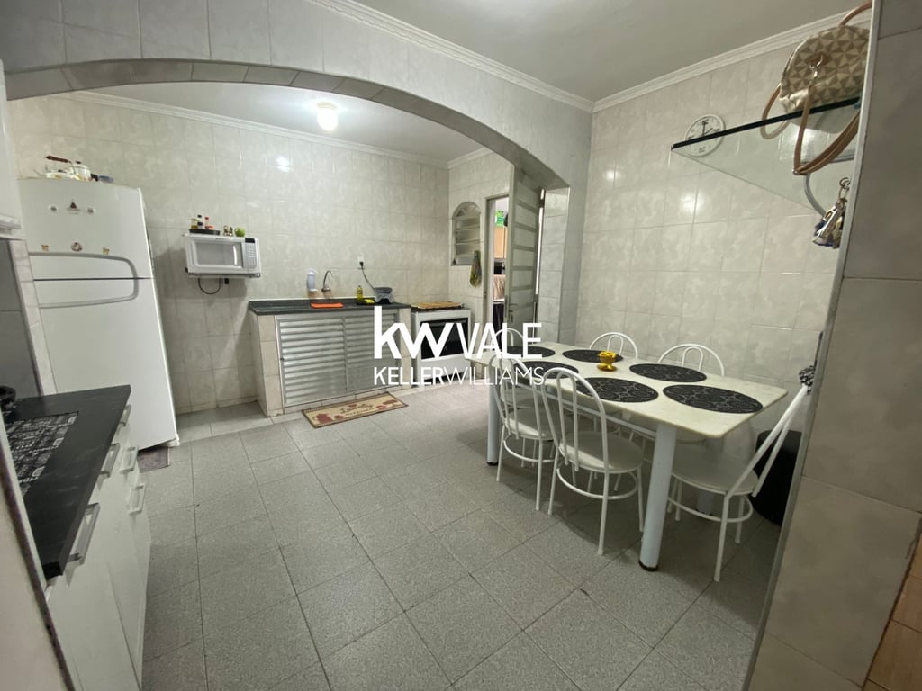 LINDA CASA NO VISTA VERDE 3 QUARTOS, COM UMA GARAGEM AMPLA.   - imagem 7