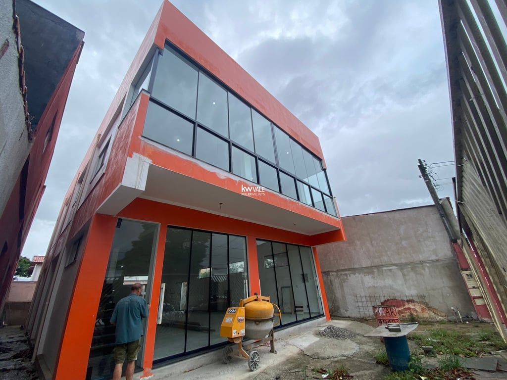 Espaço comercial grande e bem localizado no Jd. das Industrias - 1º Andar - imagem 1